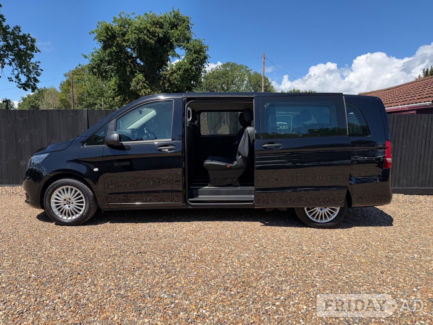 Mercedes-Benz Vito 2023 - Vans & Commercial Vehicles