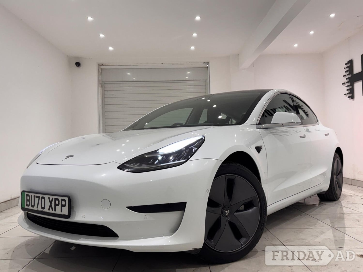 Tesla Model 3 2020 - Cars in Hounslow