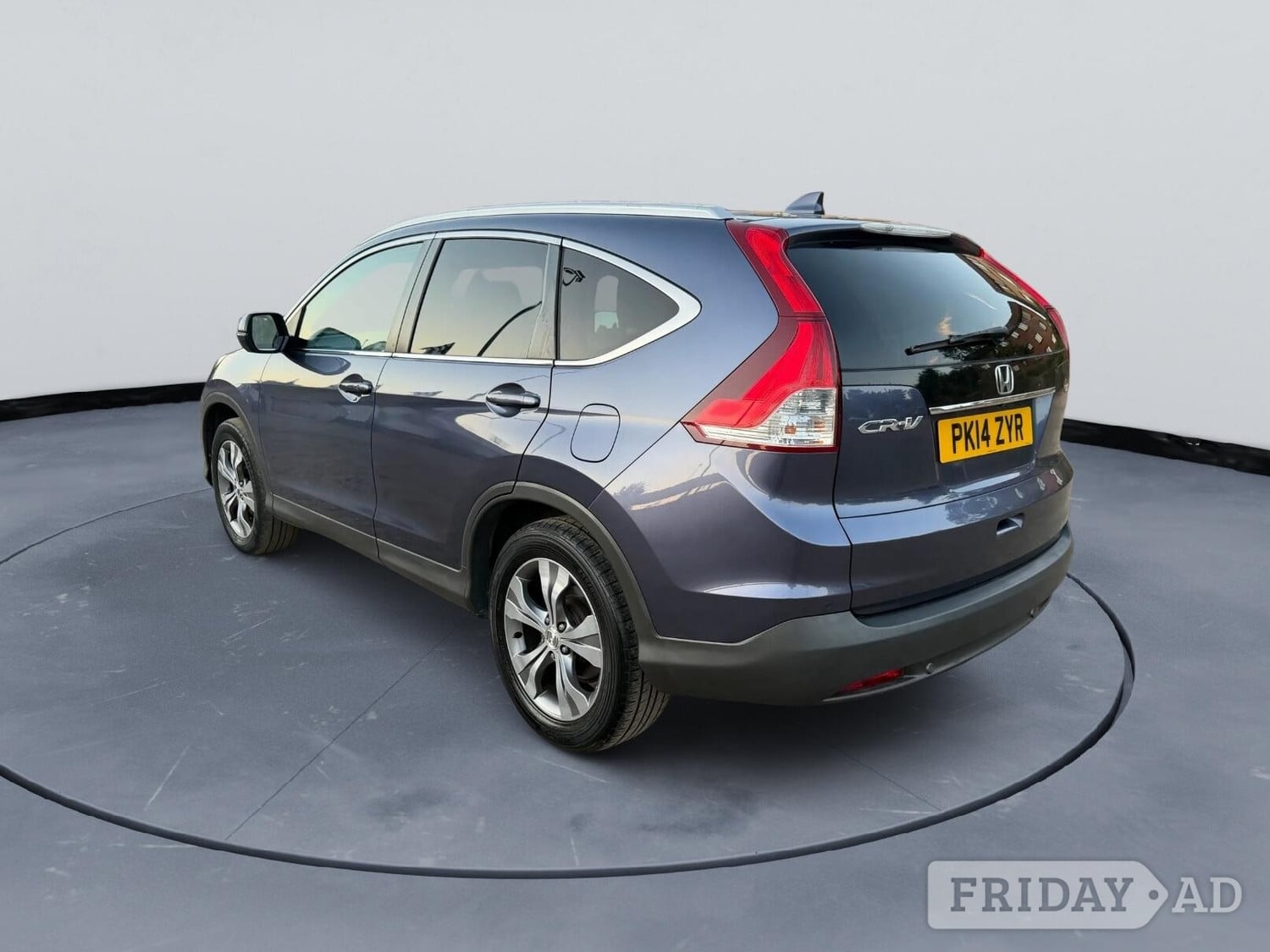 Honda CR-V 2014 - Cars in Ealing