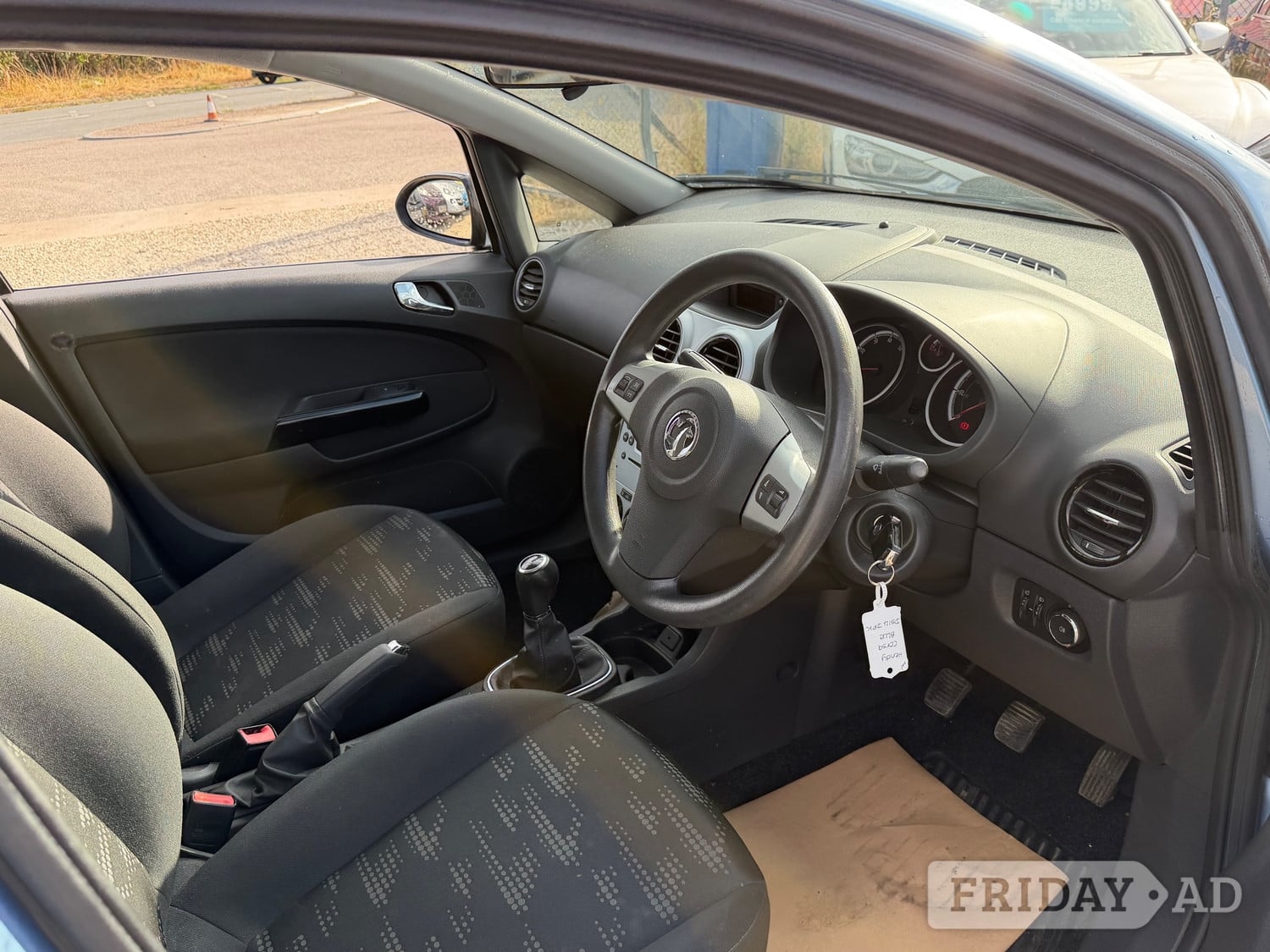 [ berth ]Vauxhall Corsa