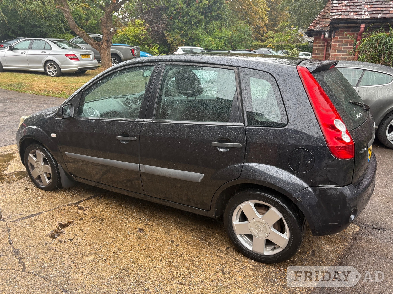 [ berth ]Ford Fiesta