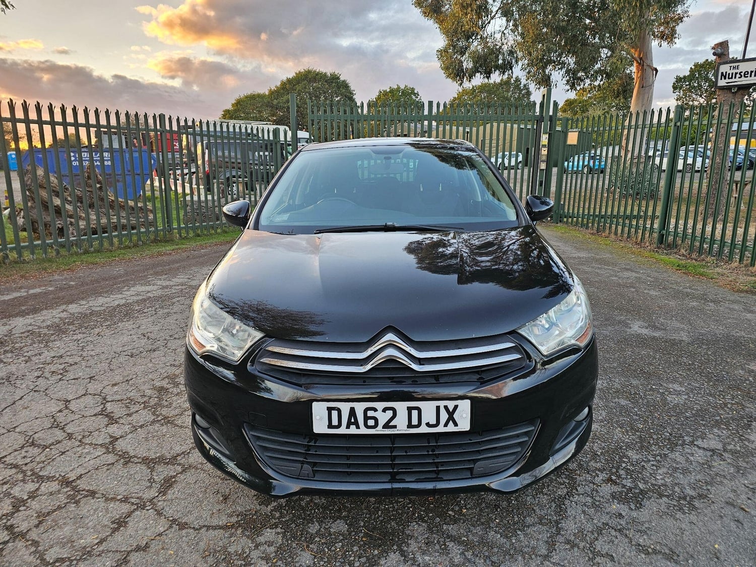 Citroen C4 Reading