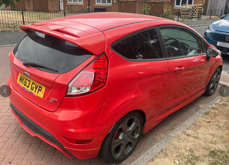 [ berth ]Ford Fiesta