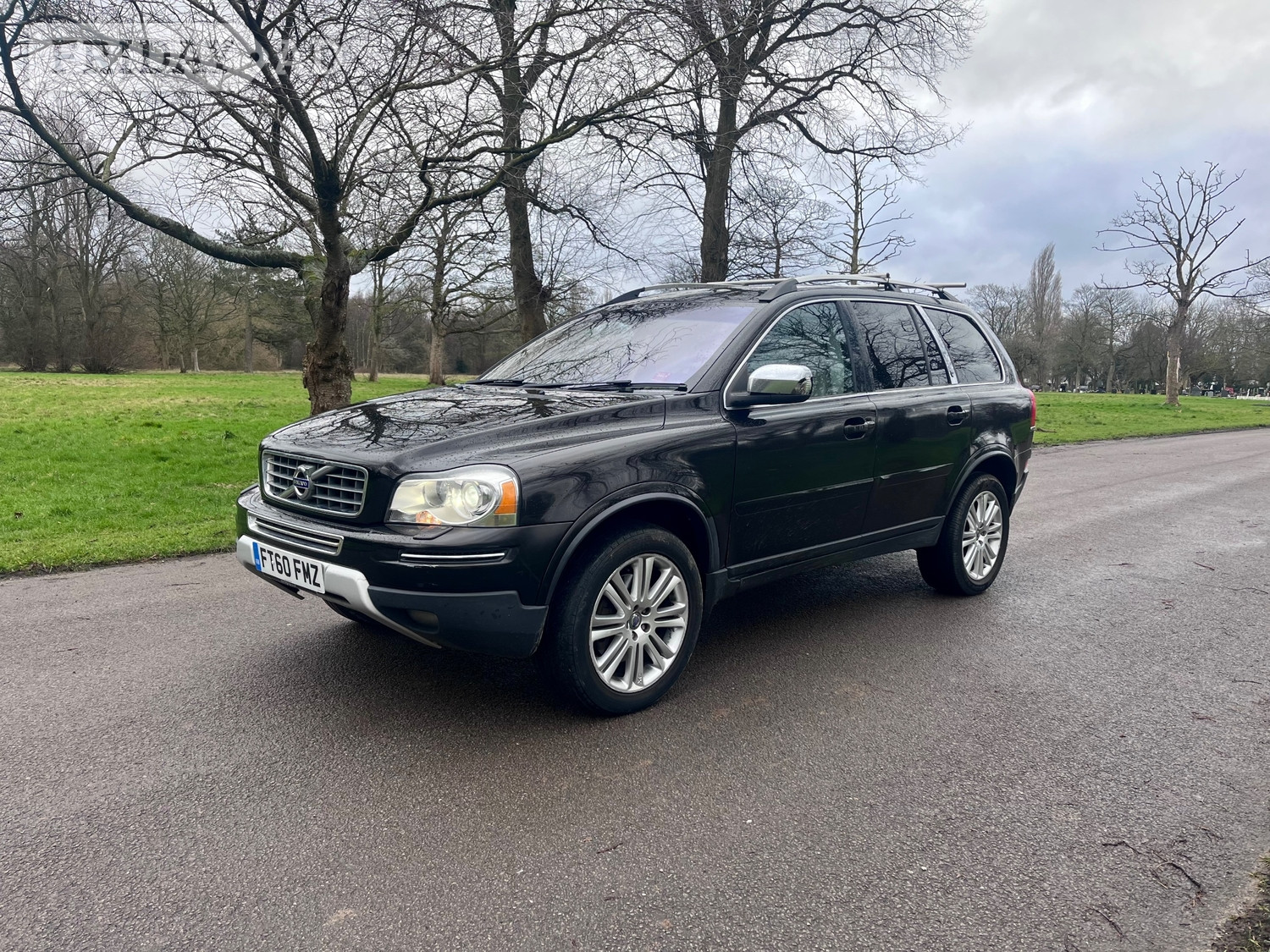 Volvo XC90 2011 - Cars