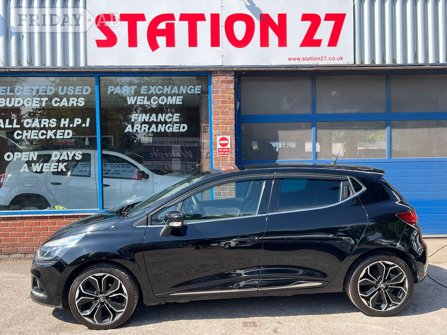 [ berth ]Renault Clio