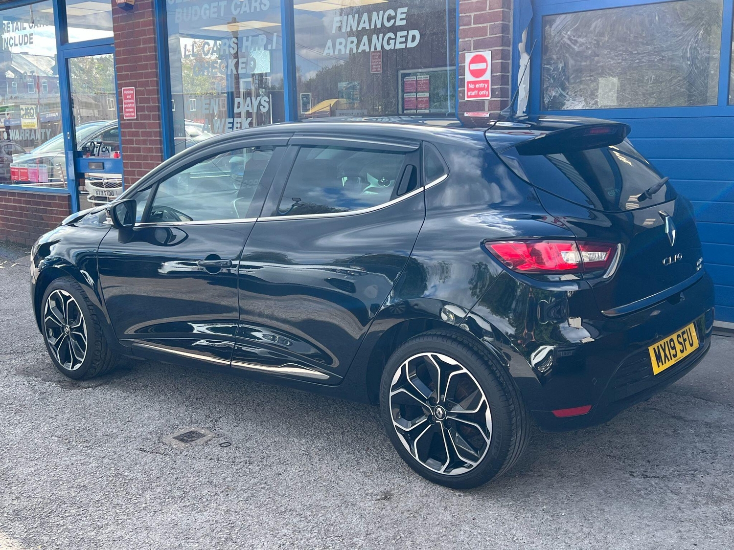 Renault Clio 2018 - Cars in Heanor