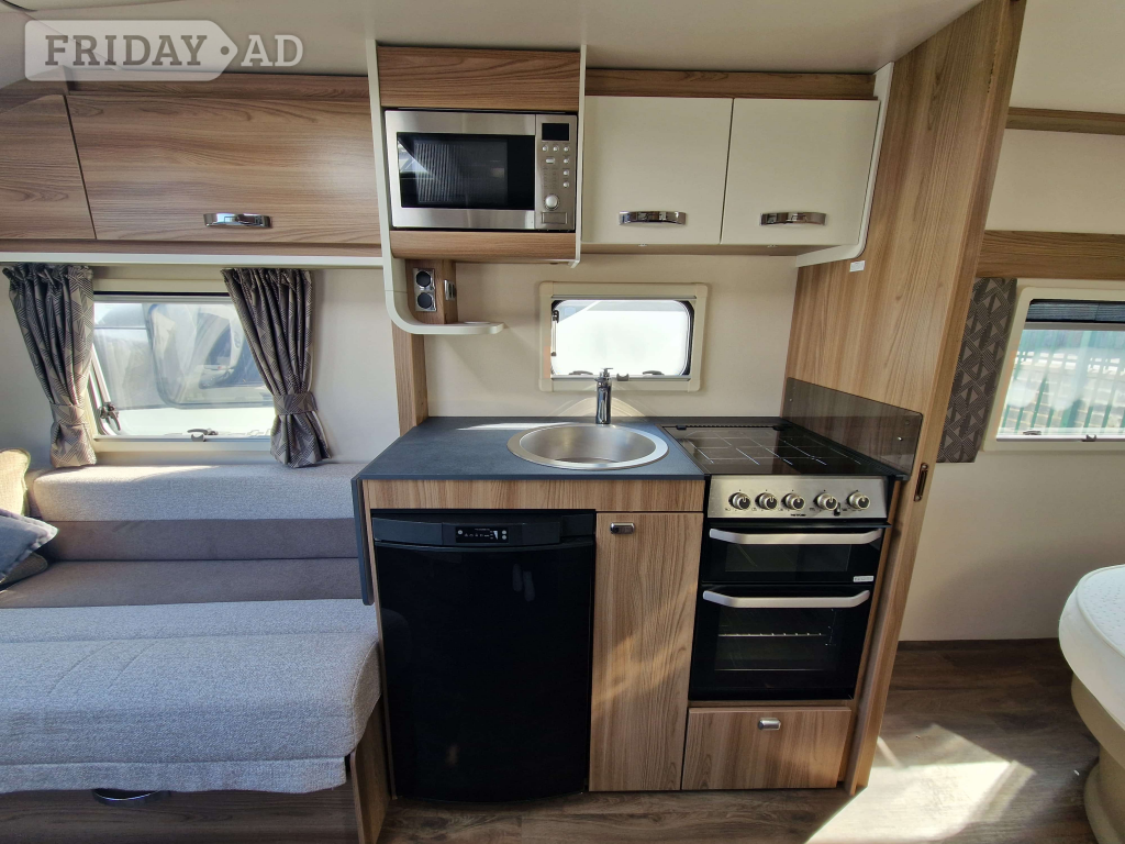 Swift Charisma 840 2021 - Motorhomes & Caravans