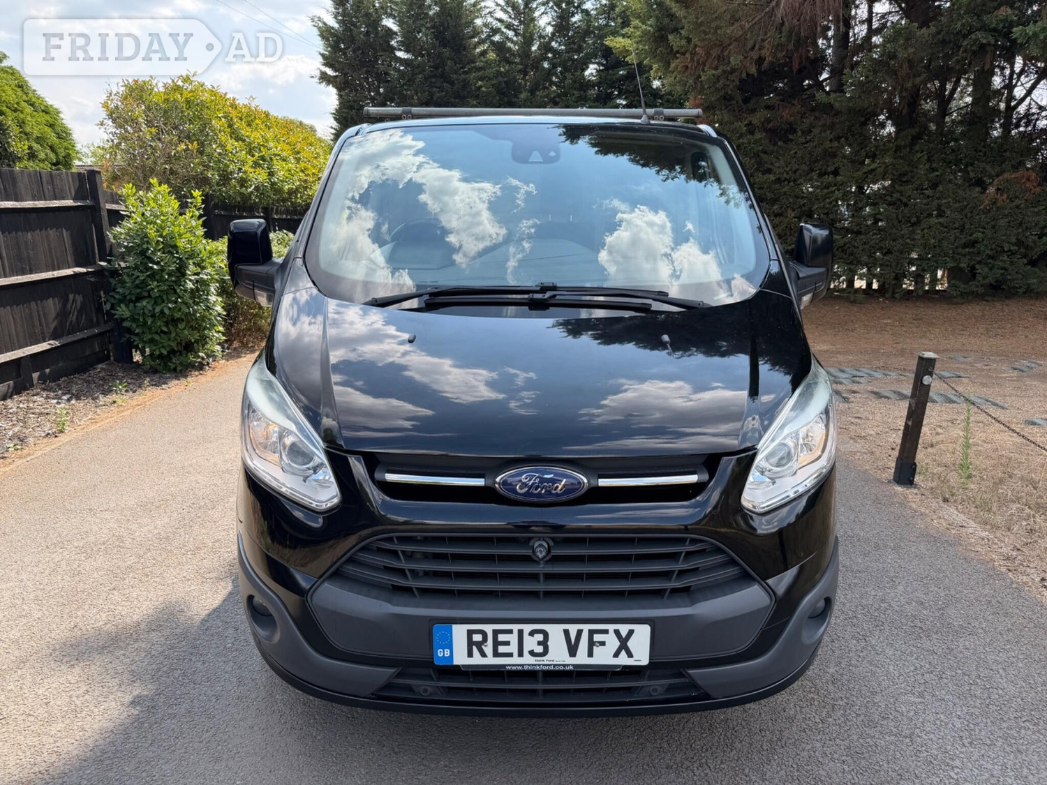 [ berth ]Ford Transit Custom