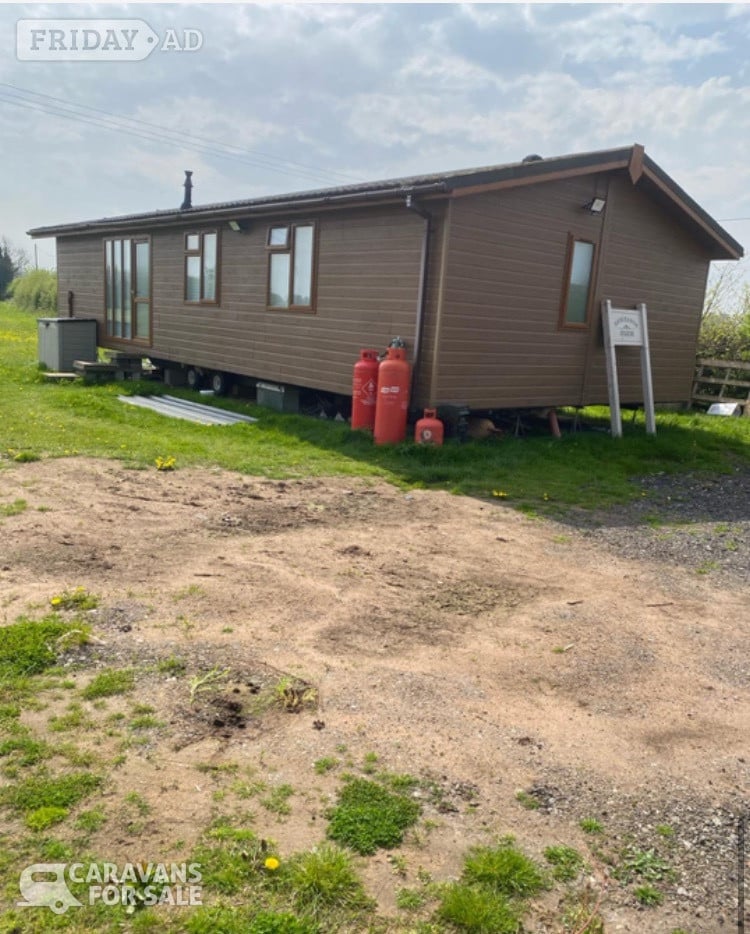 40 x 20ft Beautiful Lodge