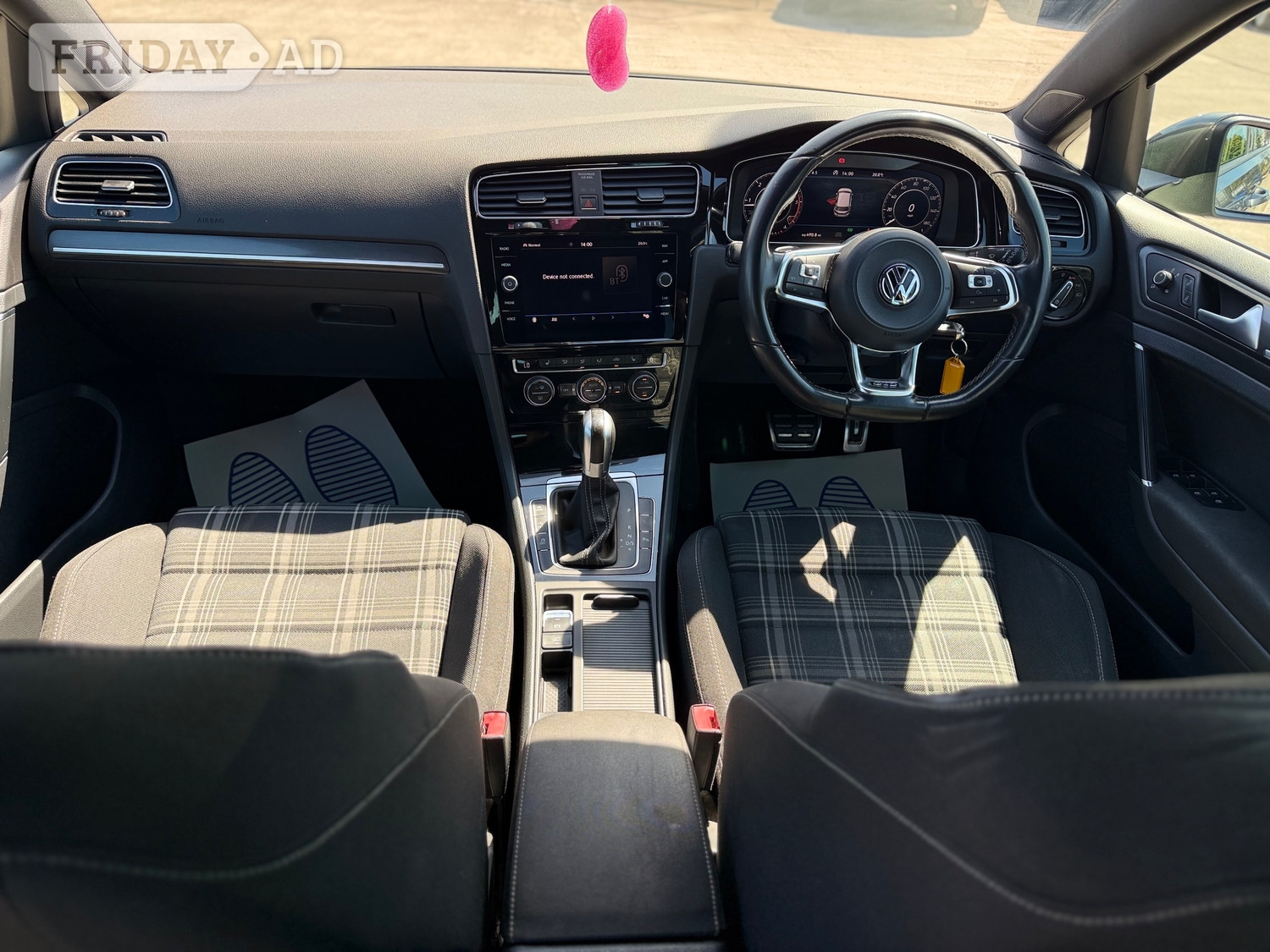 [ berth ]Volkswagen Golf