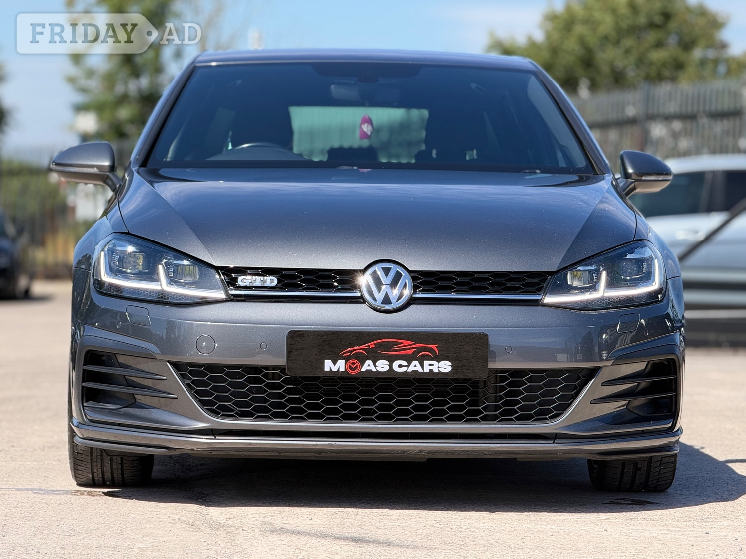 Volkswagen Golf 2017 - Cars