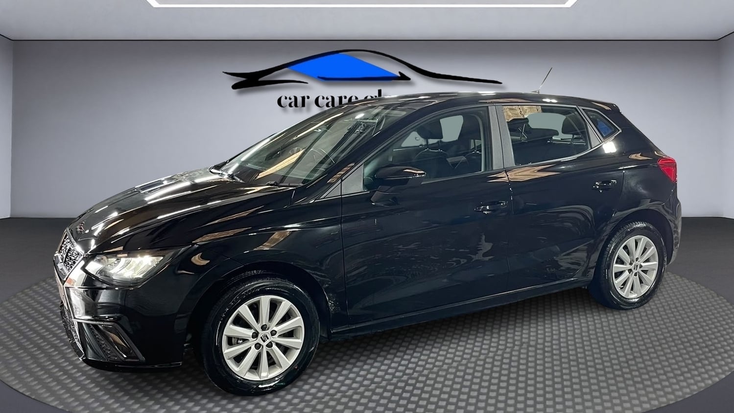 [ berth ]SEAT Ibiza