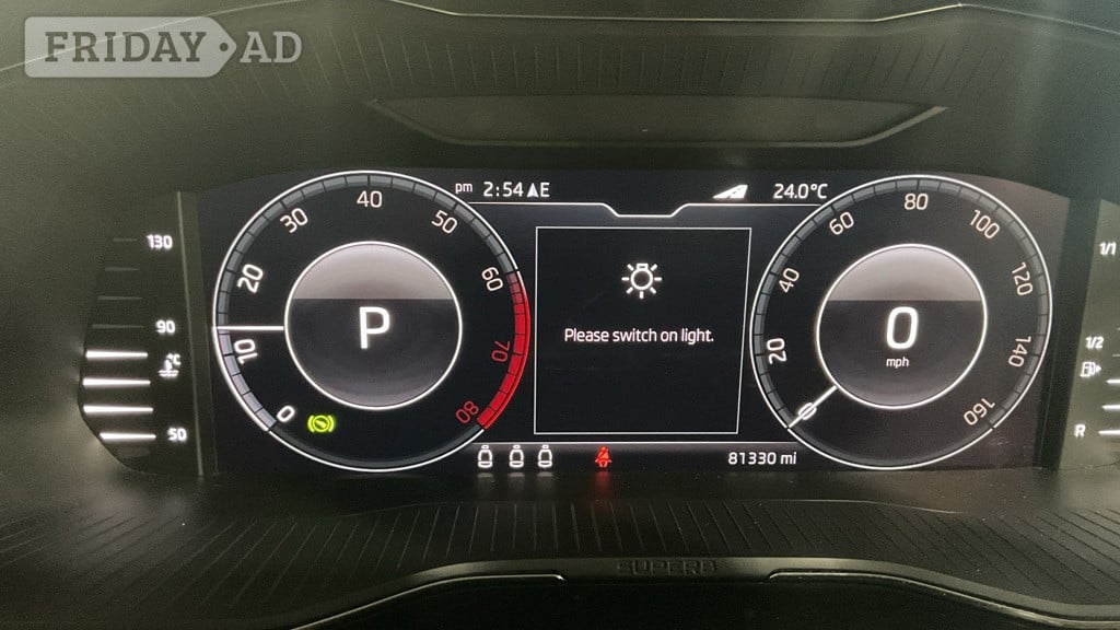 Skoda Superb 2021 - Cars