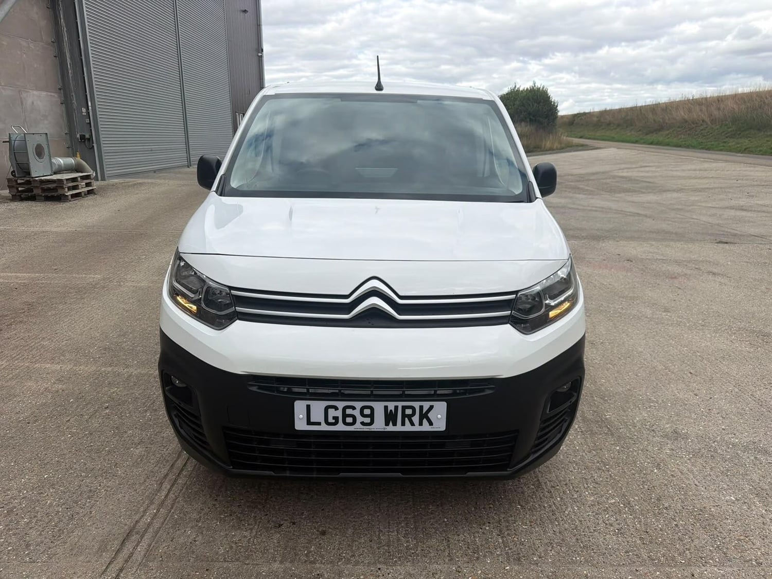 Citroen Berlingo 2019 - Vans & Commercial Vehicles in Newbury