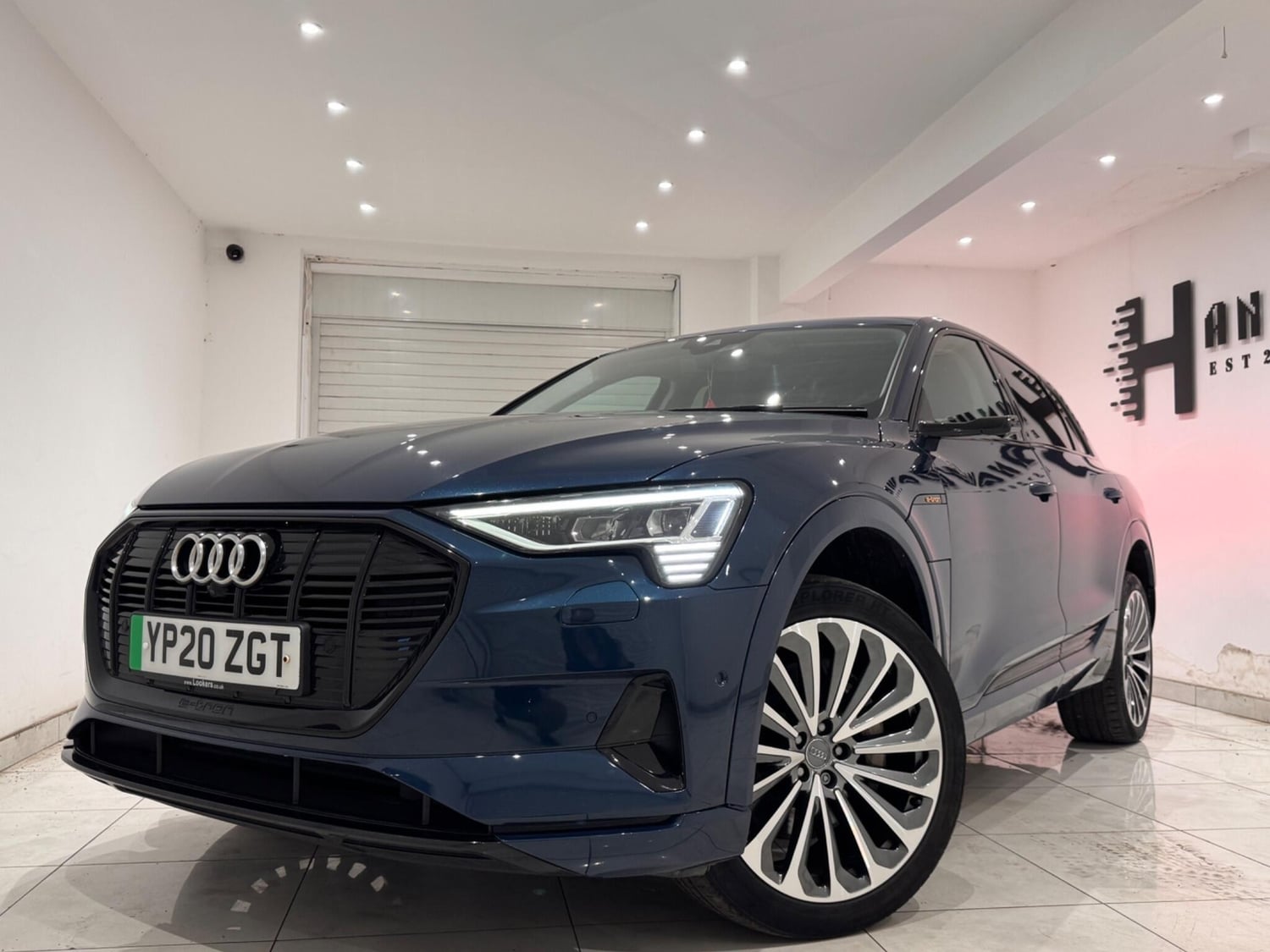 Audi e-tron 2020 - Cars in Hounslow