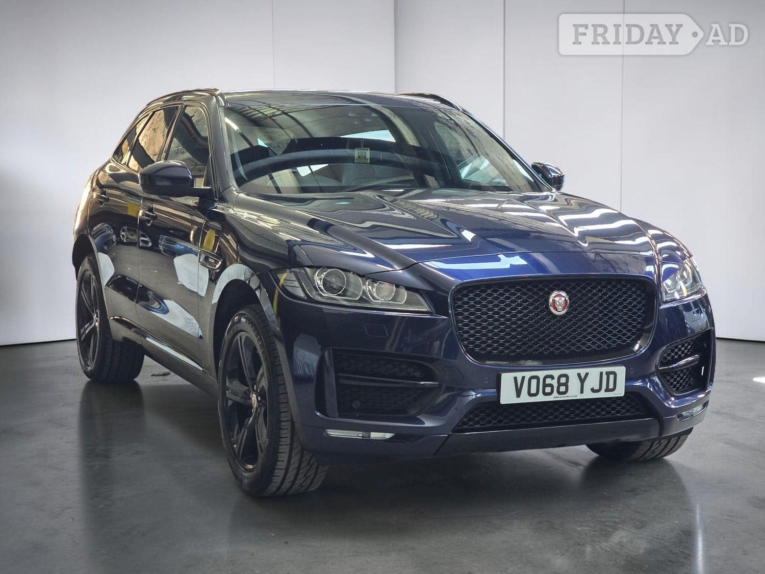 Jaguar F-Pace 2018 in Bolton
