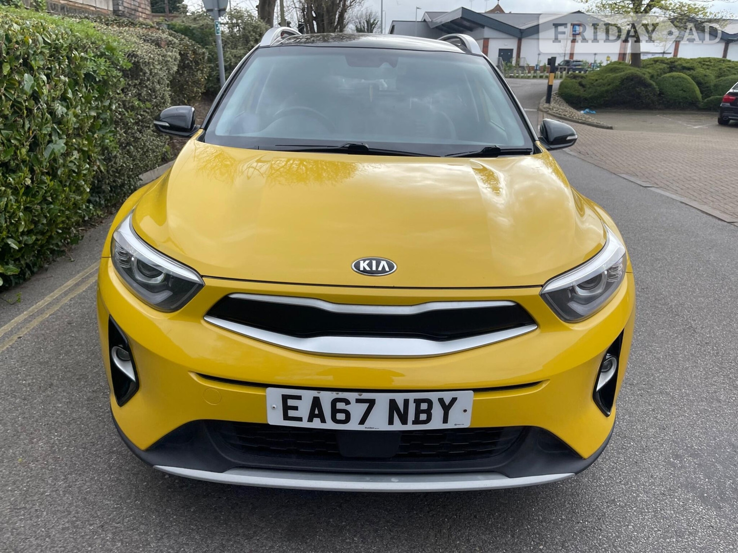 [ berth ]Kia Stonic