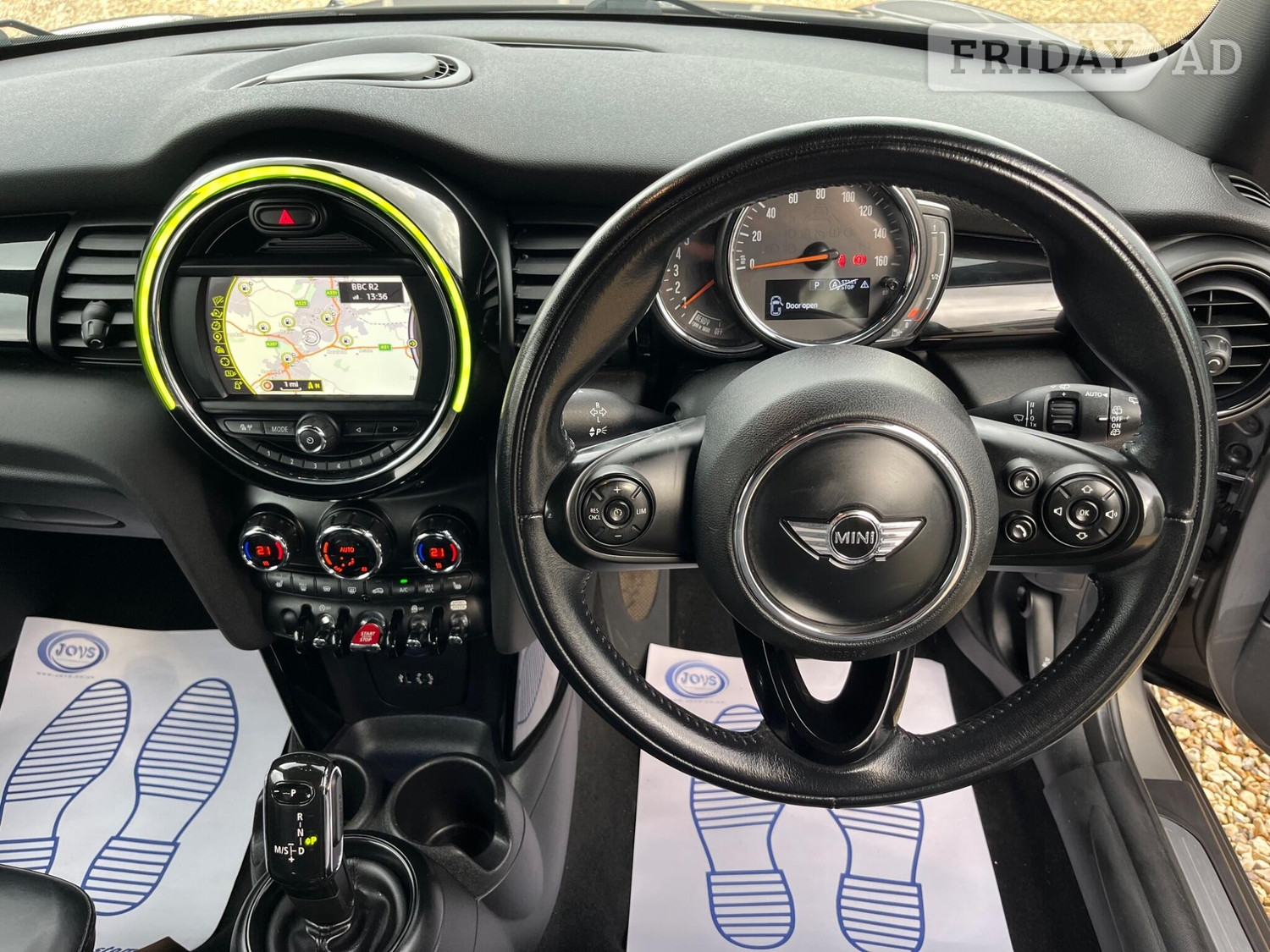 Mini Hatch 2018 - Cars
