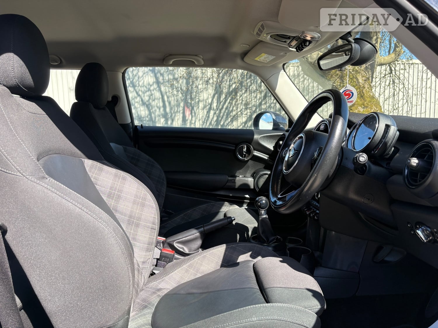 Mini Hatch 2018 - Cars in Airdrie