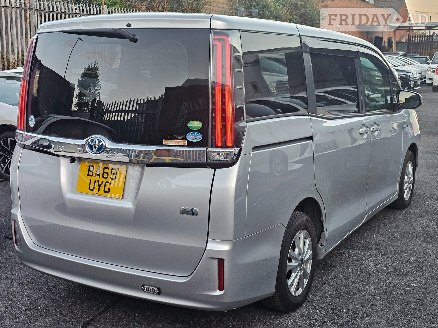 Toyota Noah 2019 - Cars