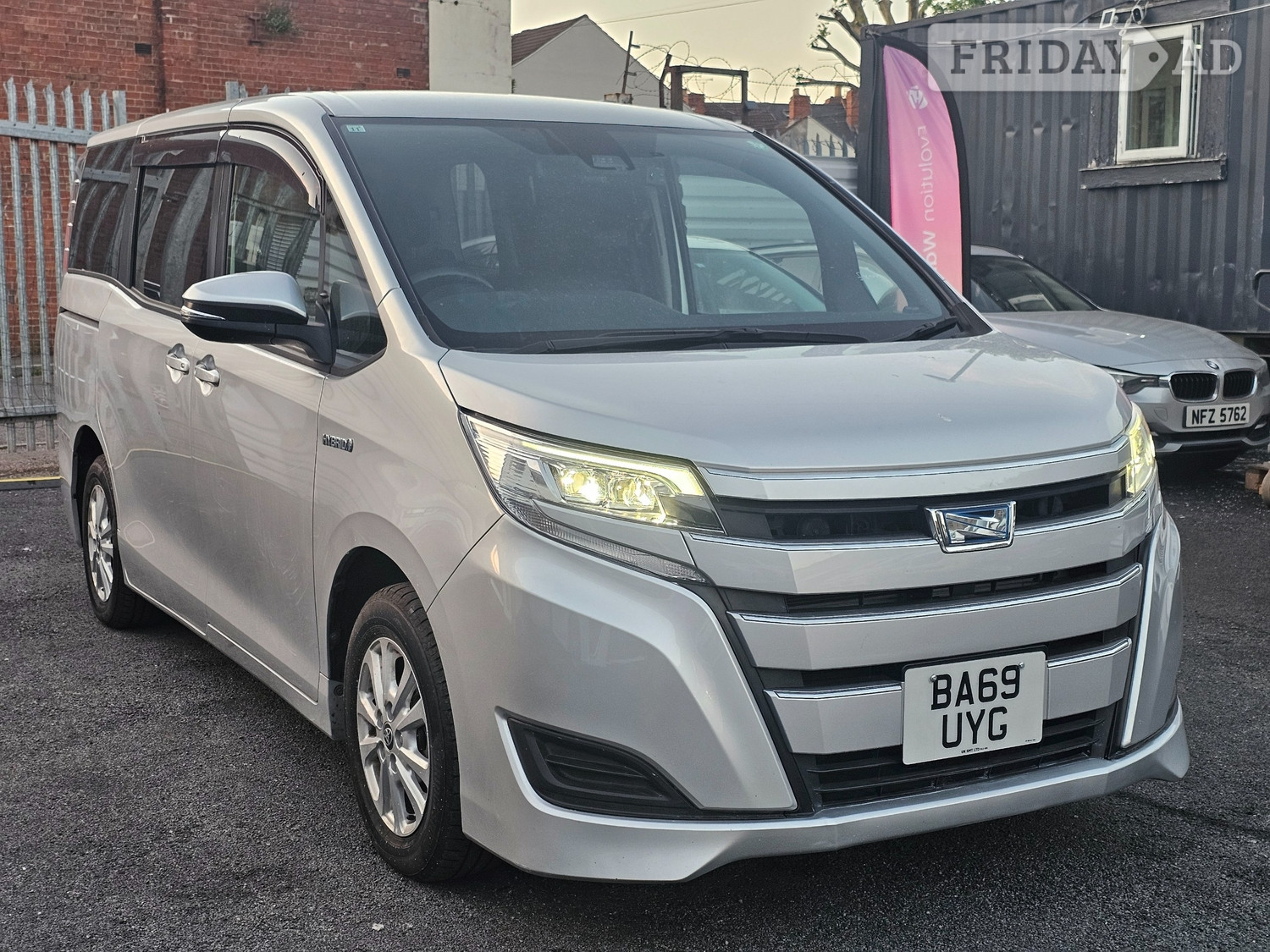 Toyota Noah Coventry