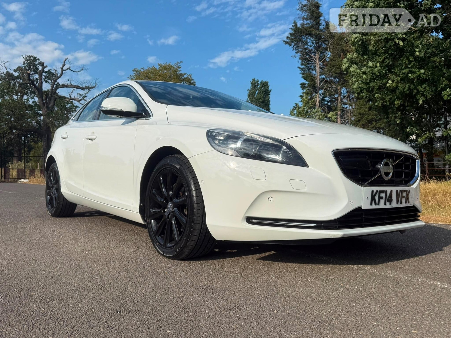 [ berth ]Volvo V40