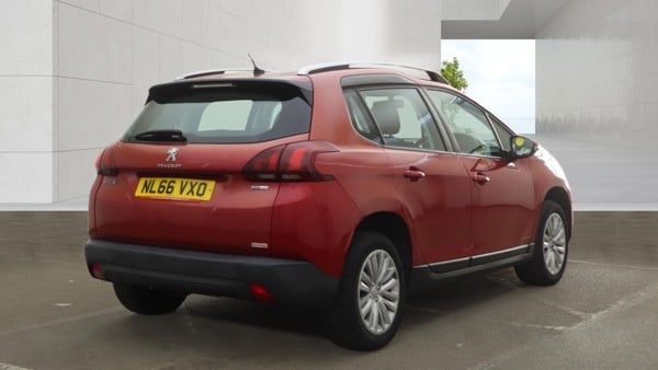 [ berth ]Peugeot 2008