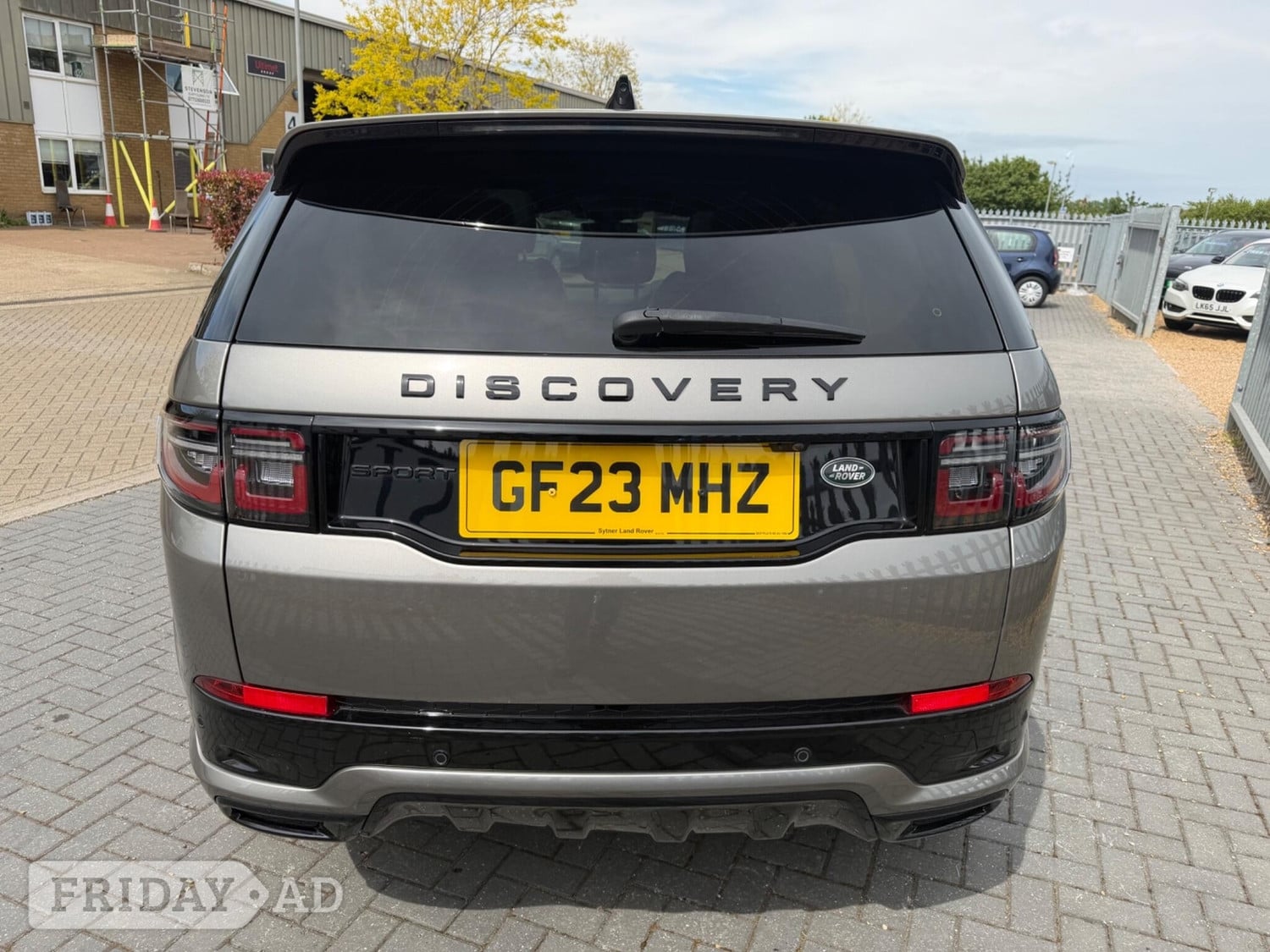 Land Rover Discovery Sport 2023 - Cars
