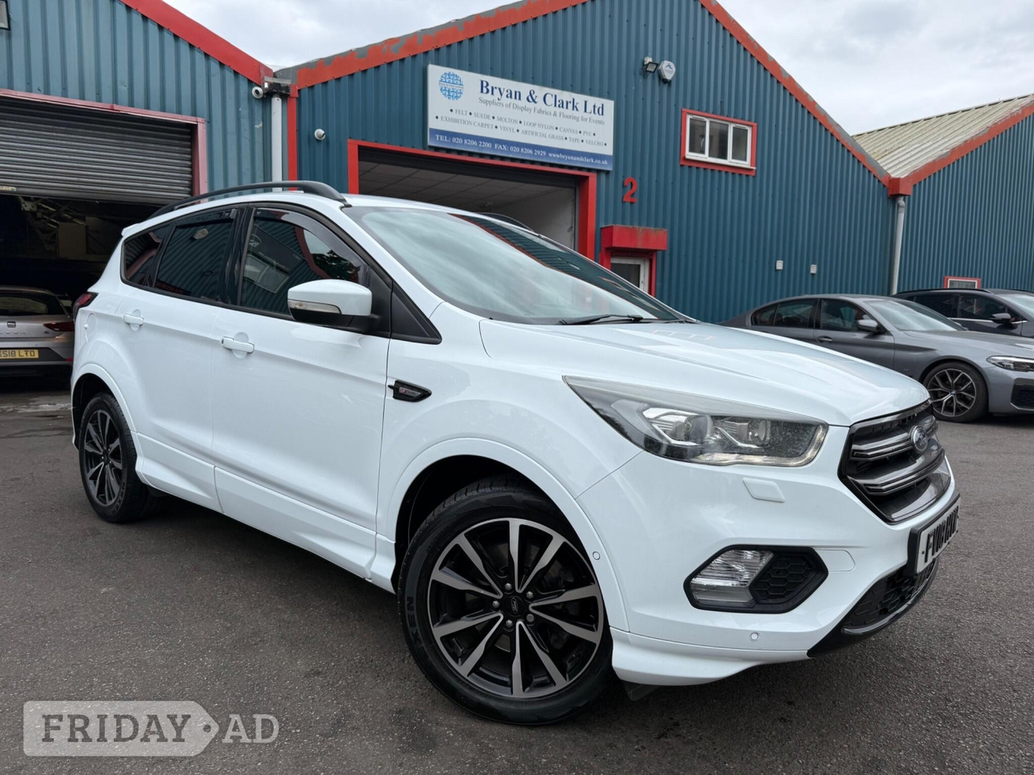 [ berth ]Ford Kuga