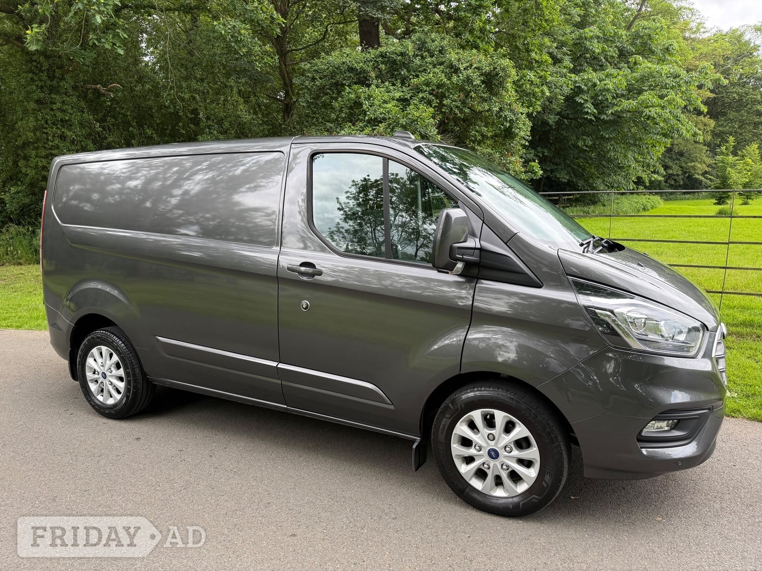 Ford Transit Custom 2022 - Vans & Commercial Vehicles