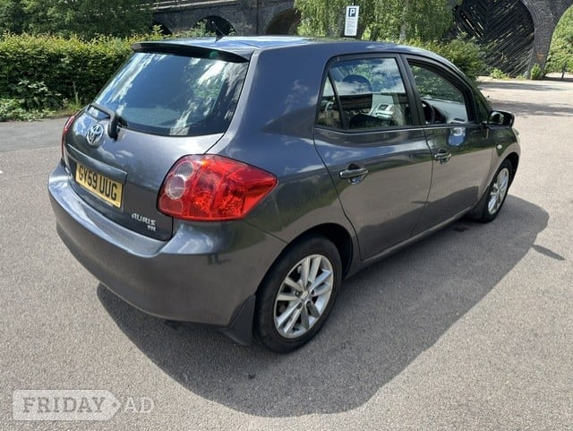 Toyota Auris 2009 - Cars
