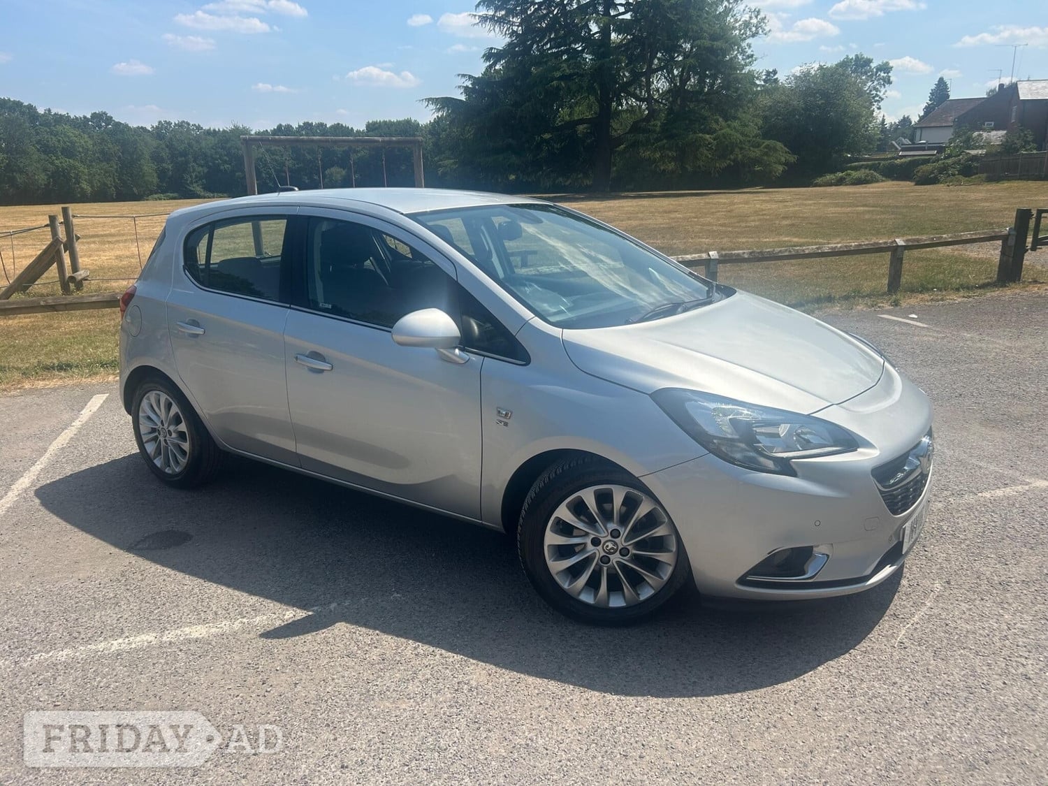 Vauxhall Corsa 2016 in Chertsey