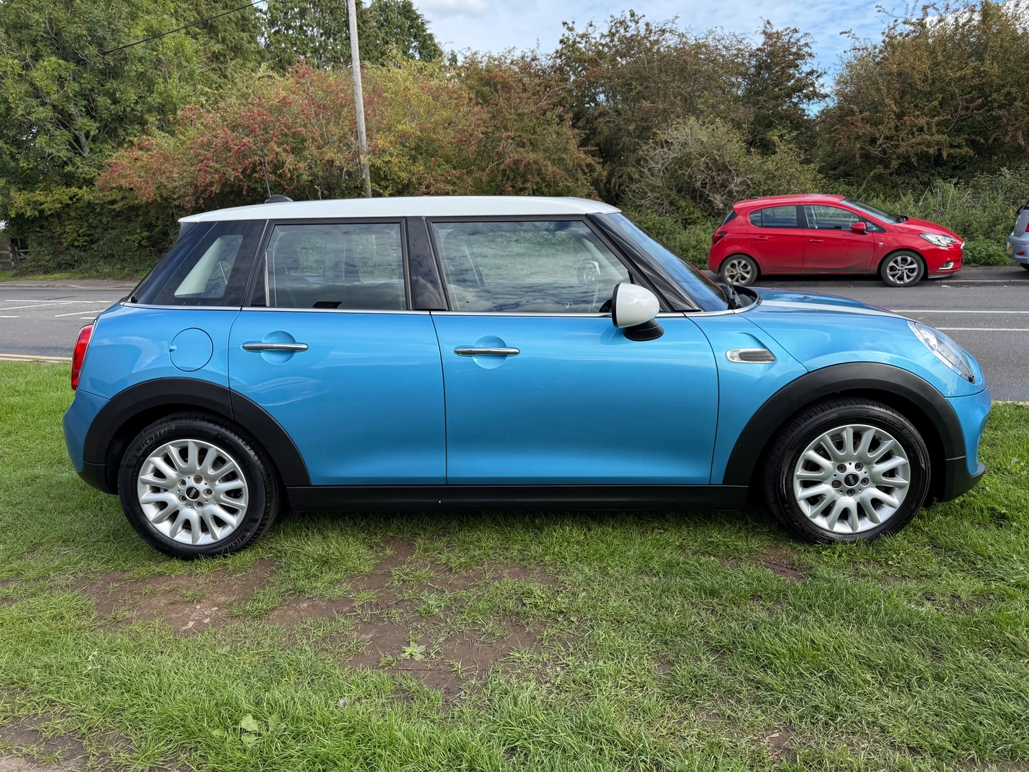 Mini Hatch 2015 - Cars in Bristol