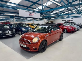 Mini Convertible 2011