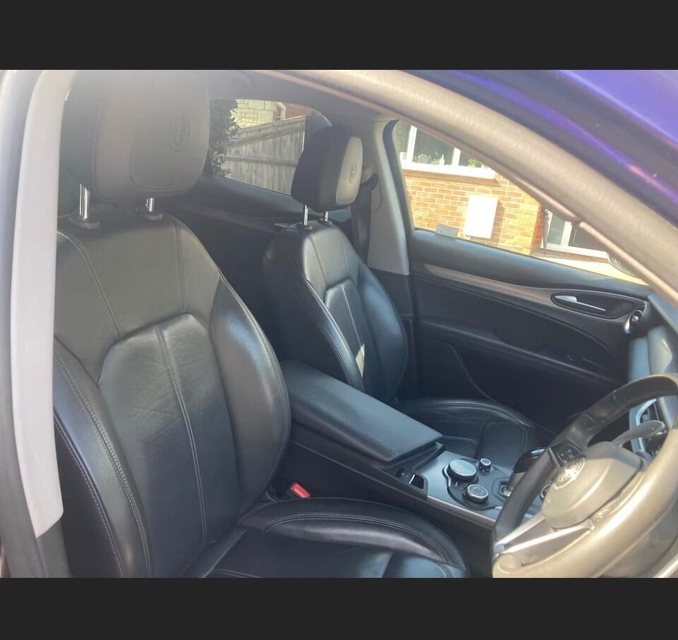 [ berth ]Alfa Romeo Stelvio