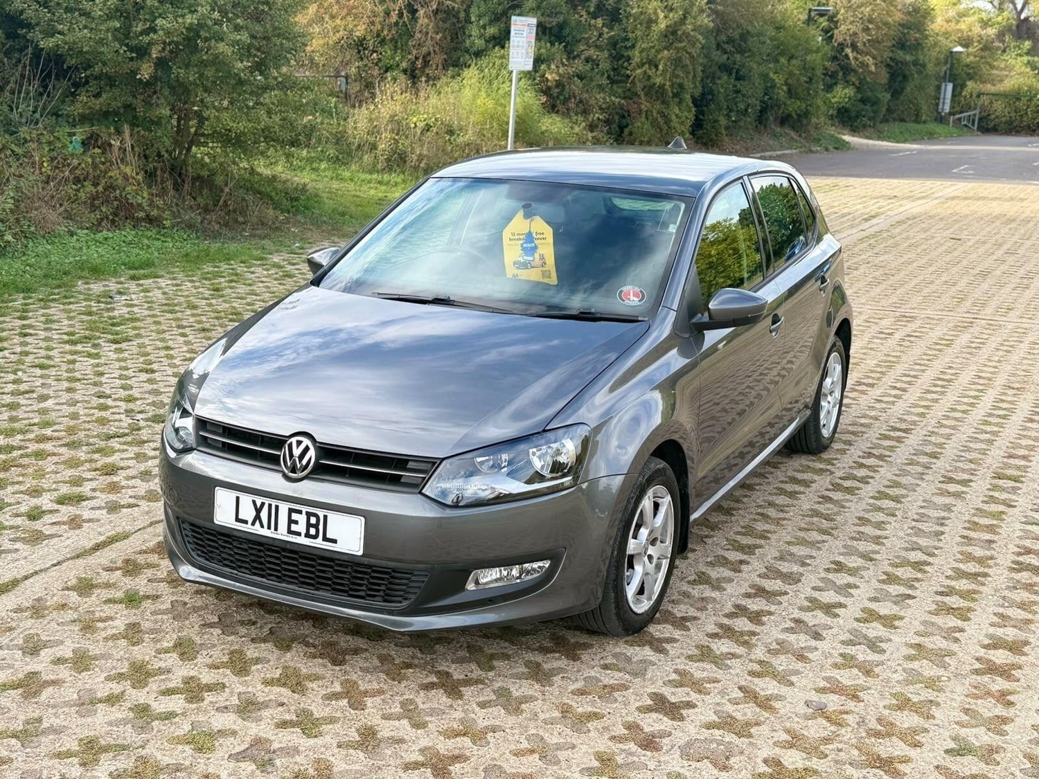 Volkswagen Polo 2011 - Cars