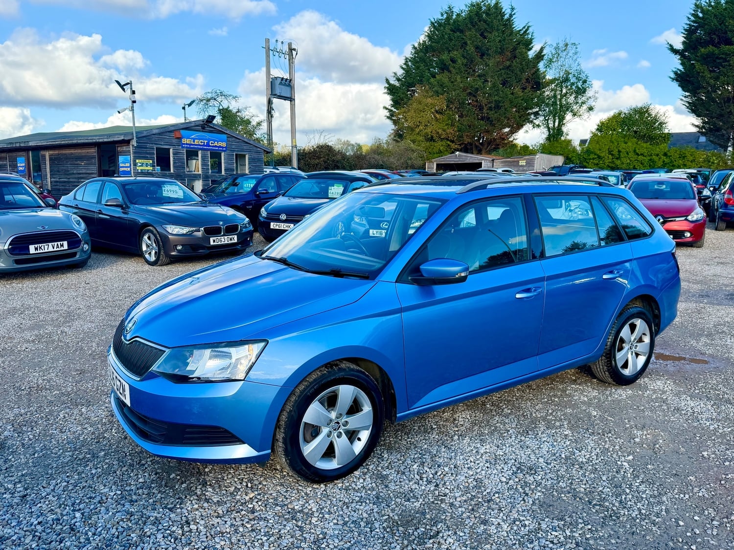 Skoda Fabia 2016 - Cars