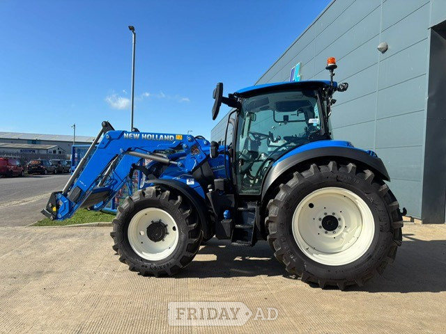 New Holland T5.140 Dynamic Command 