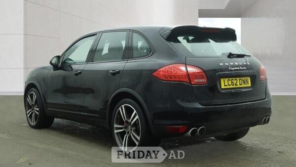 Porsche Cayenne Staines