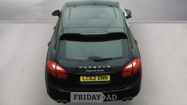 Porsche Cayenne 2012 - Cars