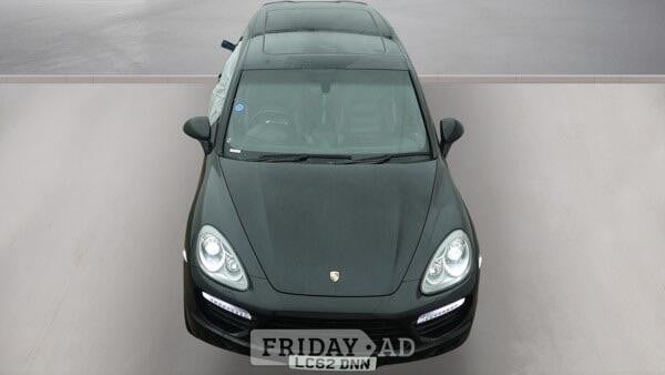 Porsche Cayenne 2012 - Cars in Staines