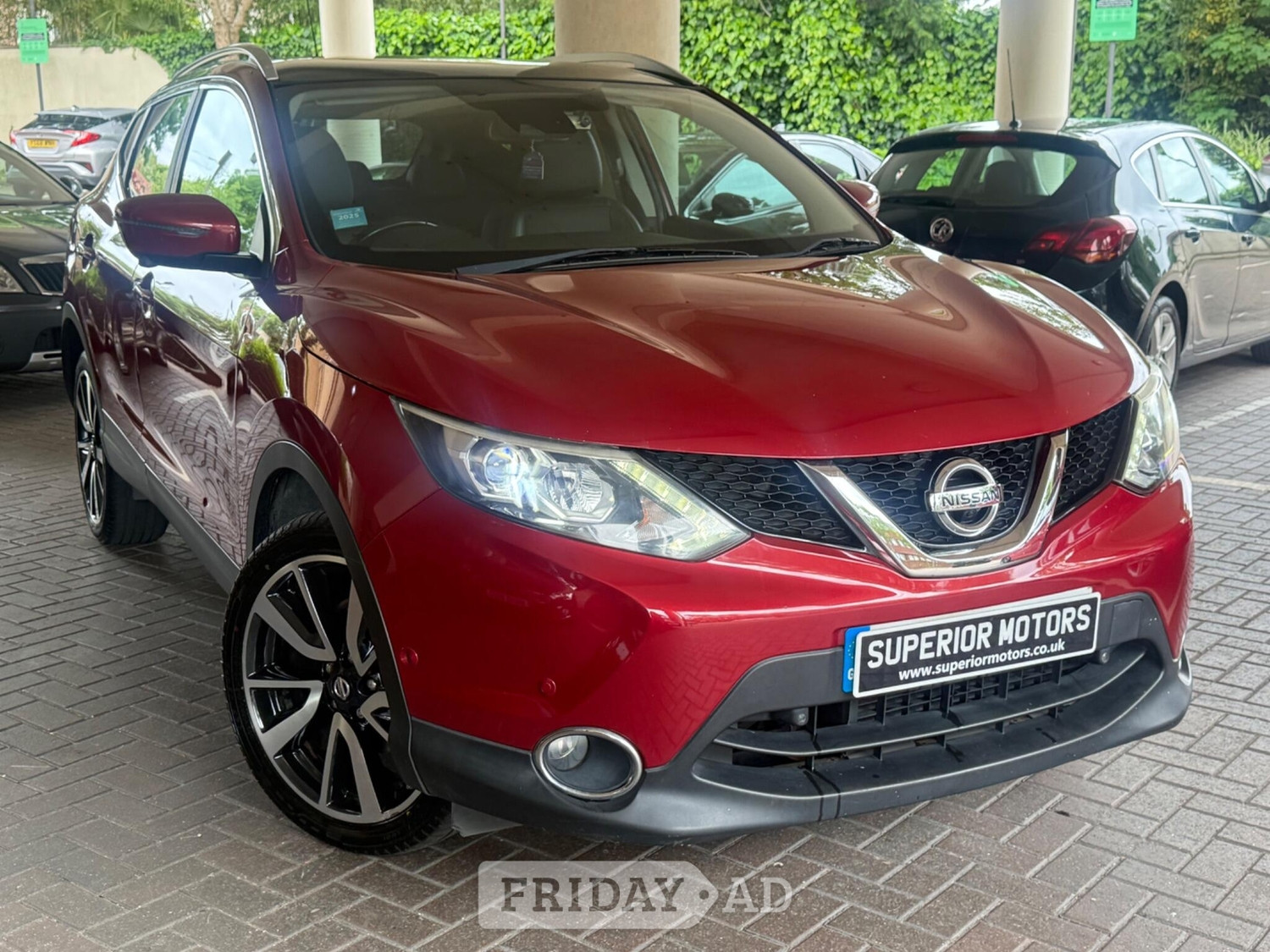 Nissan Qashqai 2014 in Staines