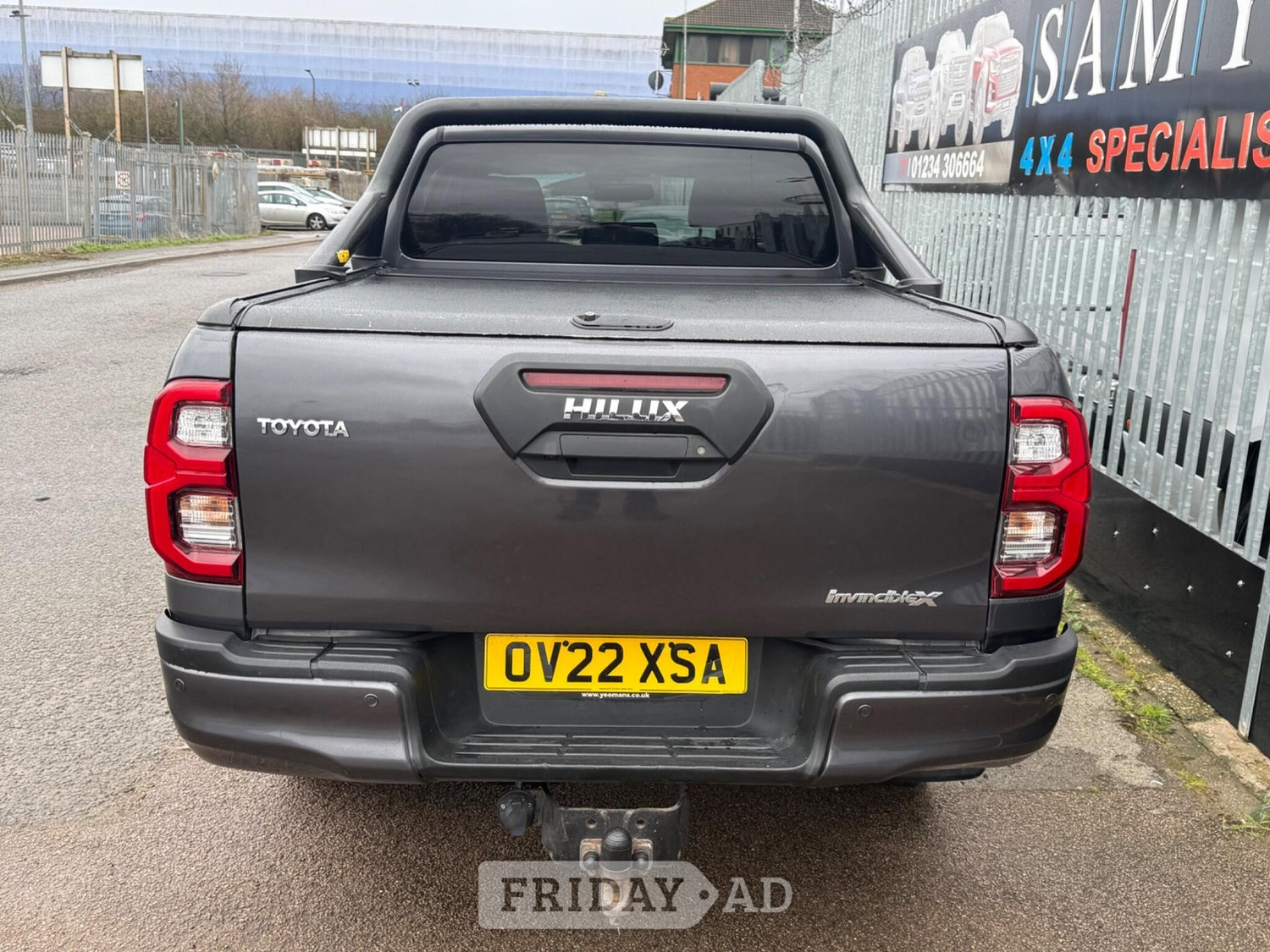 Toyota Hilux 2022 - Vans & Commercial Vehicles