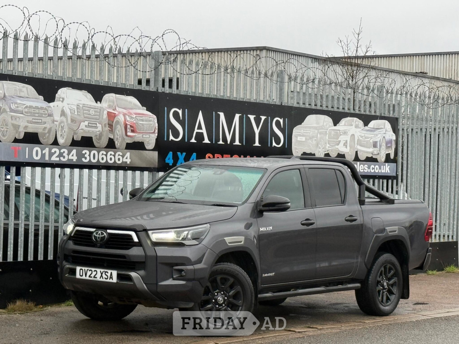 Toyota Hilux 2022 in Bedford