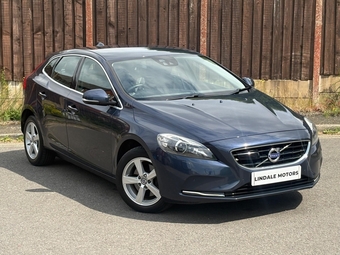 Volvo V40 2015