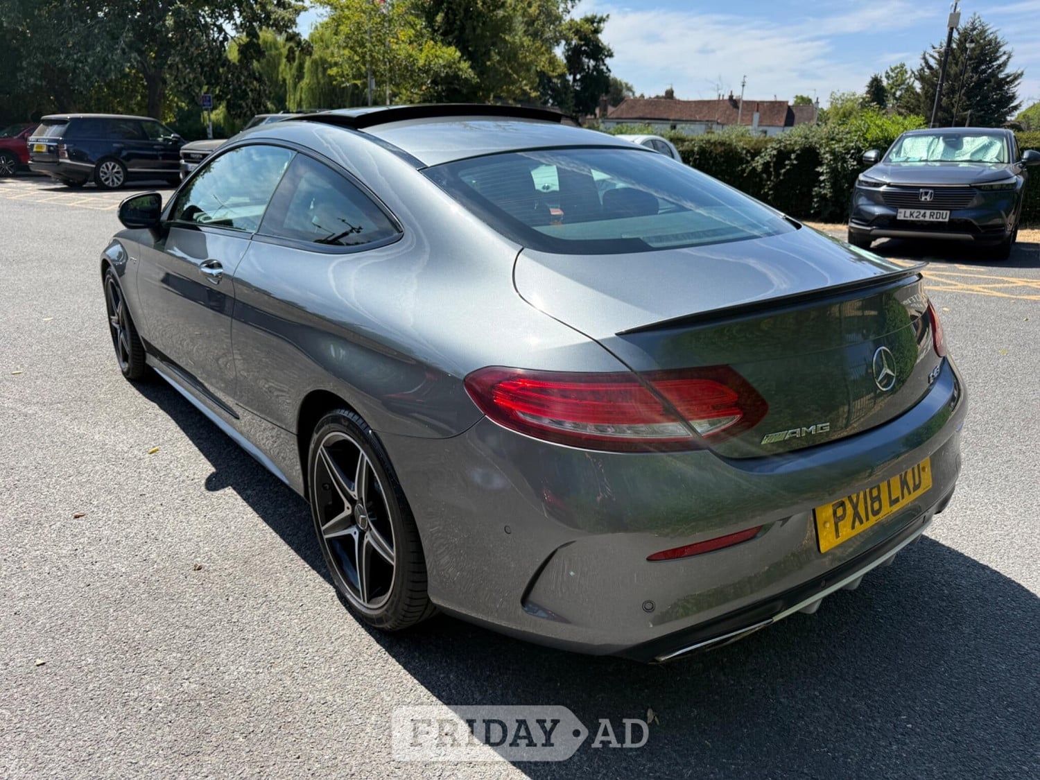 [ berth ]Mercedes-Benz C Class
