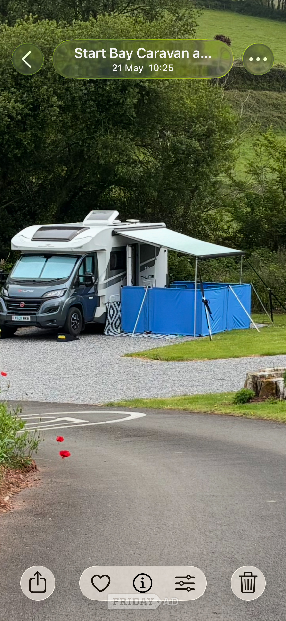 Coveva wind break. 8 metre. Two gates 