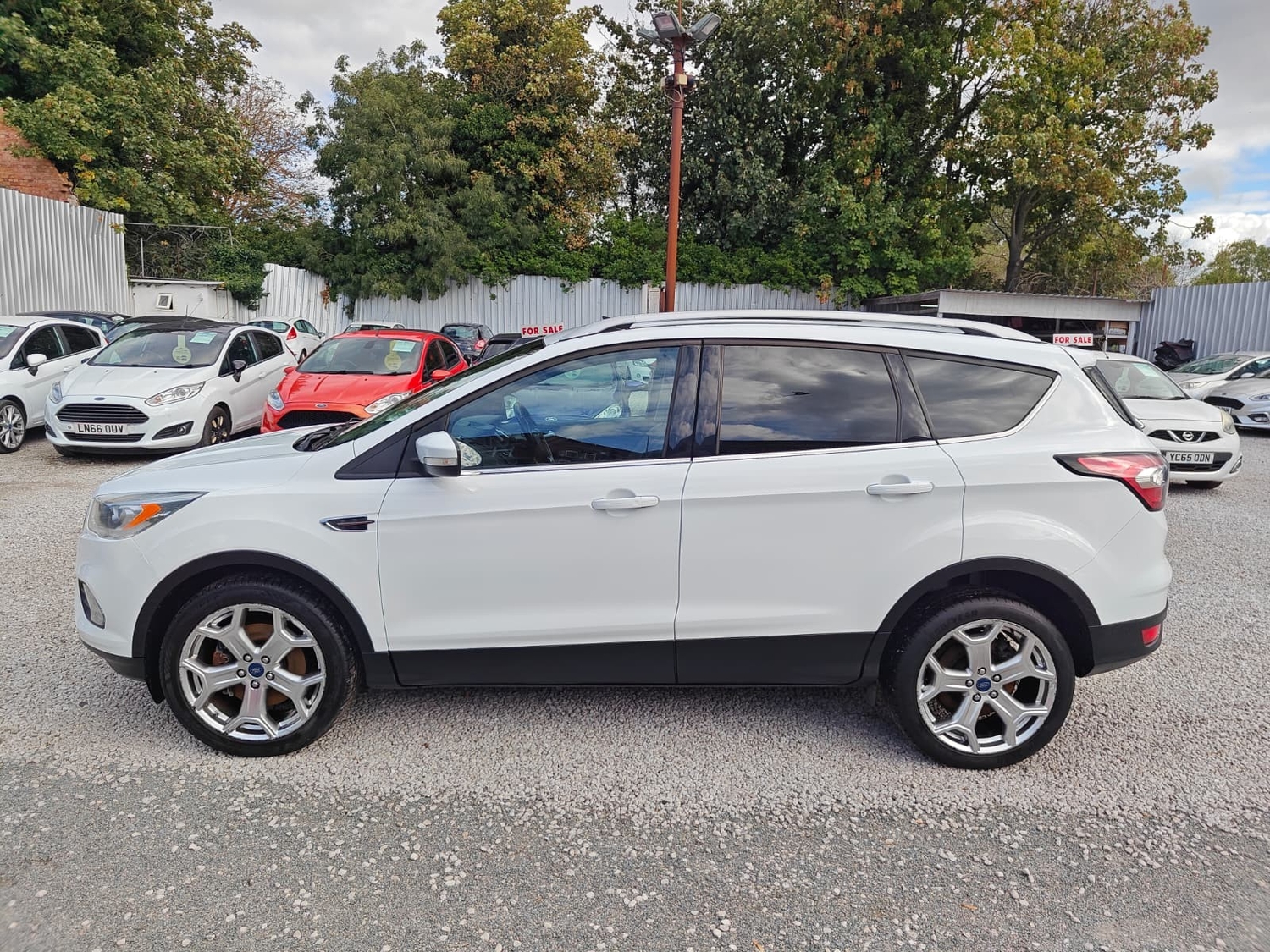 Ford Kuga 2017 - Cars