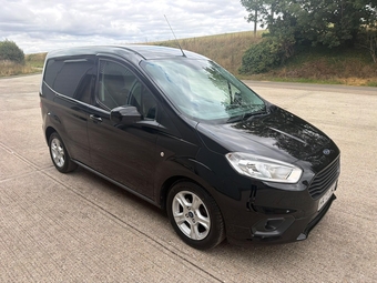 Ford Transit Courier 2023