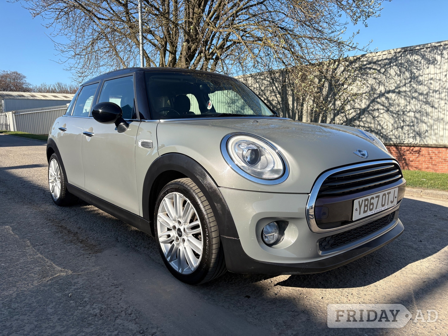 Mini Hatch 2017 in Airdrie